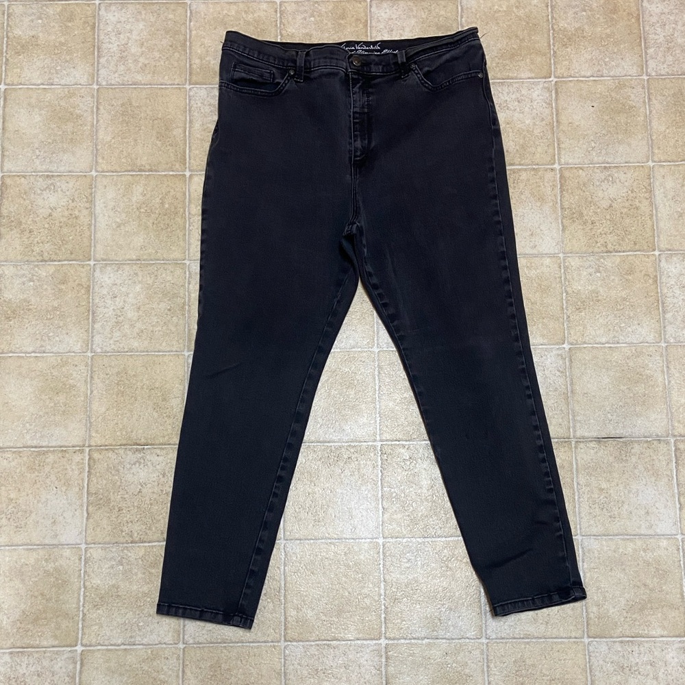 Gloria Vanderbilt Amanda Women’s Black Jeans - Classic High-Rise Slim Fit Sz,18